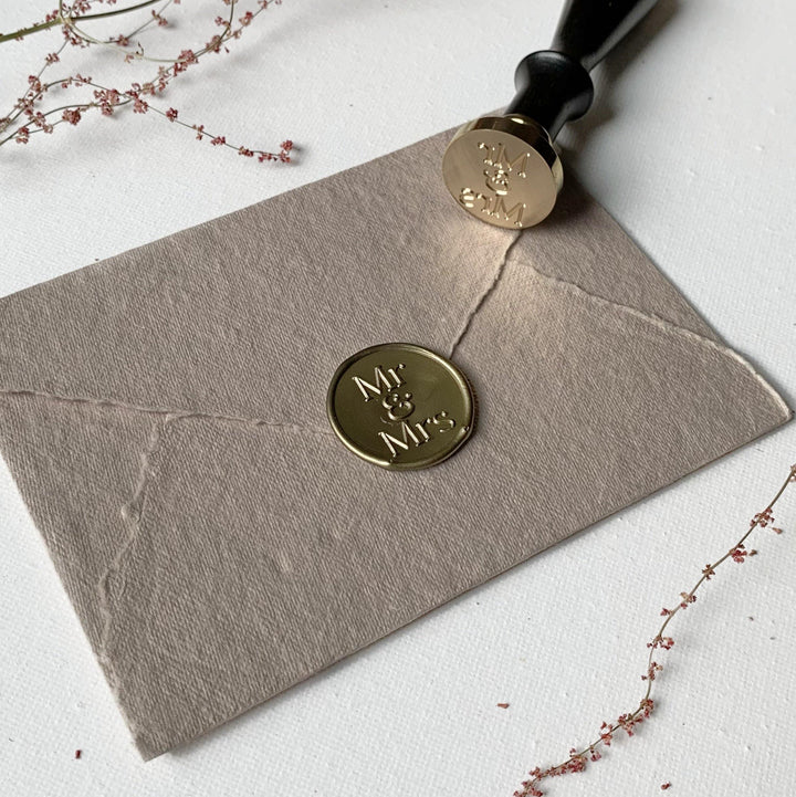 Siegelstempel "Mr & Mrs" - sealed.shop