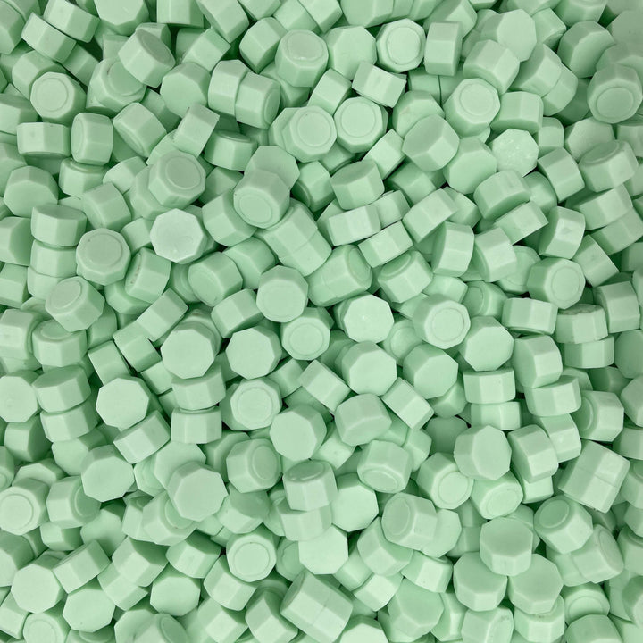 Siegelwachs Perlen in "mint" - sealed.shop