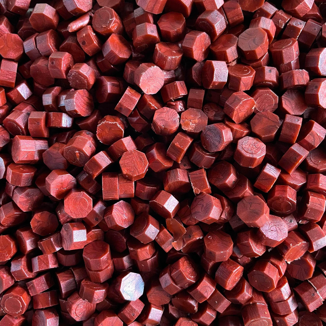 Siegelwachs Perlen in "ruby" - sealed.shop